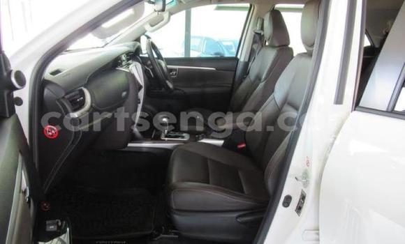 Acheter Occasion Voiture Toyota Fortuner Blanc à Mbabane, Manzini Acheter Occasion Voiture Toyota Fortuner Blanc à Mbabane, Manzini