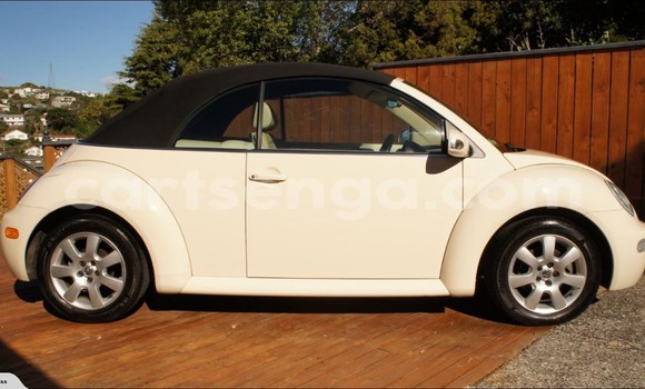 Buy Used Volkswagen Beetle White Car in Malkerns in Swaziland Buy Used Volkswagen Beetle White Car in Malkerns in Swaziland