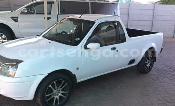 Buy Used Ford Bronco White Car in Manzini in Manzini Buy Used Ford Bronco White Car in Manzini in Manzini