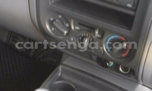 Buy Used Isuzu KB White Car in Mondi in Hhohho Buy Used Isuzu KB White Car in Mondi in Hhohho