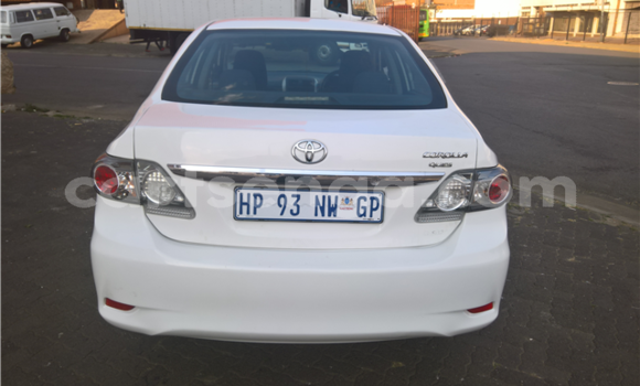 Nunua Ilio tumika Toyota Corolla White Gari ndani ya Mbabane nchini Manzini Nunua Ilio tumika Toyota Corolla White Gari ndani ya Mbabane nchini Manzini