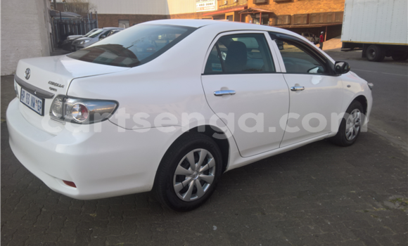 Nunua Ilio tumika Toyota Corolla White Gari ndani ya Mbabane nchini Manzini Nunua Ilio tumika Toyota Corolla White Gari ndani ya Mbabane nchini Manzini
