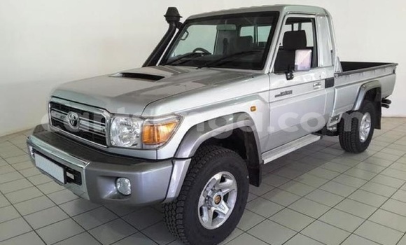 Acheter Occasion Voiture Toyota Land Cruiser Gris à Ezulwini, Hhohho Acheter Occasion Voiture Toyota Land Cruiser Gris à Ezulwini, Hhohho