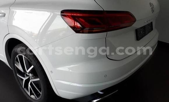 Buy Used Volkswagen Touareg White Car in Manzini in Manzini Buy Used Volkswagen Touareg White Car in Manzini in Manzini