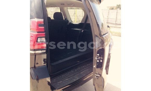 Nunua Imported Toyota Prado Black Gari ndani ya Import - Dubai nchini Hhohho Nunua Imported Toyota Prado Black Gari ndani ya Import - Dubai nchini Hhohho