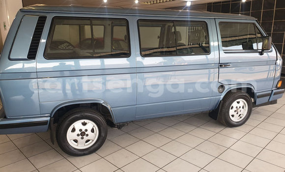 Nunua Ilio tumika Volkswagen Caravelle Blue Gari ndani ya Ezulwini nchini Hhohho Nunua Ilio tumika Volkswagen Caravelle Blue Gari ndani ya Ezulwini nchini Hhohho