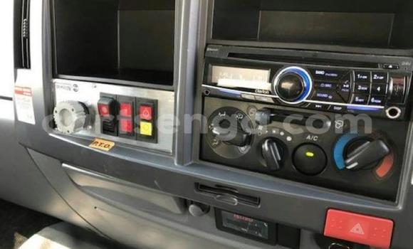 Nunua Ilio tumika Isuzu FTR 850 White Lori ndani ya Bulembu nchini Hhohho Nunua Ilio tumika Isuzu FTR 850 White Lori ndani ya Bulembu nchini Hhohho