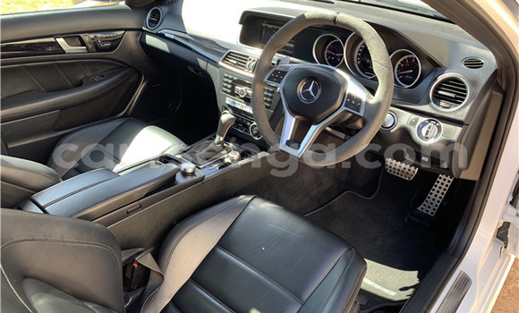 Acheter Occasion Voiture Mercedes‒Benz AMG GLC Blanc à Bhunya, Manzini Acheter Occasion Voiture Mercedes‒Benz AMG GLC Blanc à Bhunya, Manzini