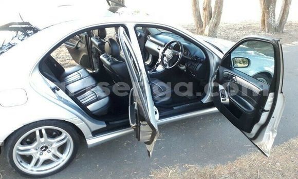 Acheter Occasion Voiture Mercedes‒Benz AMG GLC Coupe Gris à Bhunya, Manzini Acheter Occasion Voiture Mercedes‒Benz AMG GLC Coupe Gris à Bhunya, Manzini