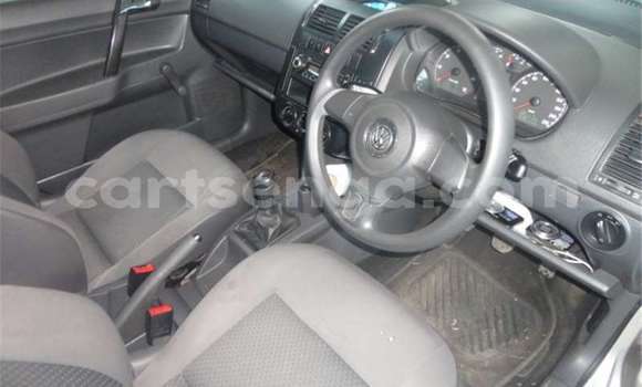 Nunua Ilio tumika Volkswagen Polo Silver Gari ndani ya Bulembu nchini Hhohho Nunua Ilio tumika Volkswagen Polo Silver Gari ndani ya Bulembu nchini Hhohho