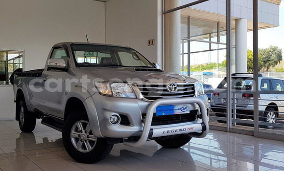 Nunua Ilio tumika Toyota Hilux Silver Gari ndani ya Bulembu nchini Hhohho Nunua Ilio tumika Toyota Hilux Silver Gari ndani ya Bulembu nchini Hhohho