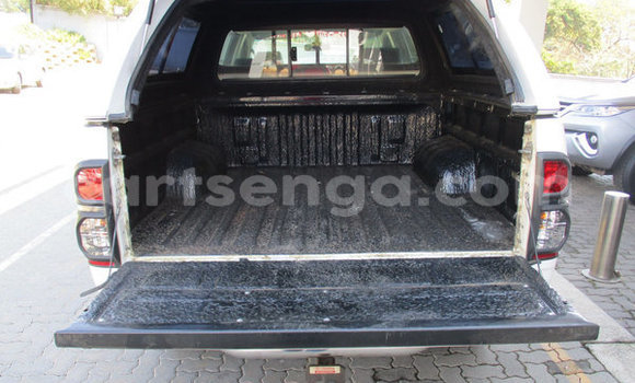 Acheter Occasion Voiture Toyota Hilux Blanc à Big Bend, Lubombo Acheter Occasion Voiture Toyota Hilux Blanc à Big Bend, Lubombo