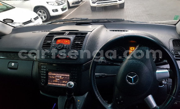 Nunua Ilio tumika Mercedes‒Benz Viano Silver Gari ndani ya Big Bend nchini Lubombo Nunua Ilio tumika Mercedes‒Benz Viano Silver Gari ndani ya Big Bend nchini Lubombo