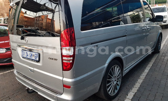 Nunua Ilio tumika Mercedes‒Benz Viano Silver Gari ndani ya Big Bend nchini Lubombo Nunua Ilio tumika Mercedes‒Benz Viano Silver Gari ndani ya Big Bend nchini Lubombo