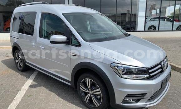 Nunua Ilio tumika Volkswagen Caddy Silver Gari ndani ya Bulembu nchini Hhohho Nunua Ilio tumika Volkswagen Caddy Silver Gari ndani ya Bulembu nchini Hhohho