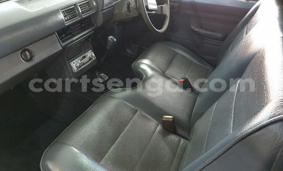 Acheter Occasion Voiture Toyota Hilux Bleu à Hlatikulu, Shiselweni District Acheter Occasion Voiture Toyota Hilux Bleu à Hlatikulu, Shiselweni District