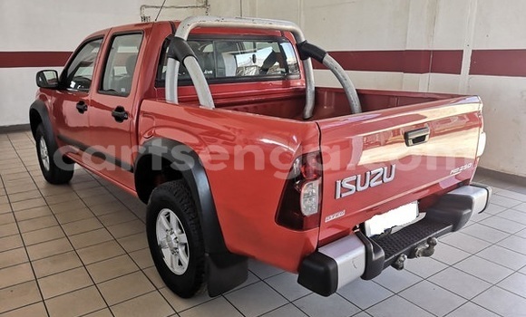Nunua Ilio tumika Isuzu KB Red Gari ndani ya Ezulwini nchini Hhohho Nunua Ilio tumika Isuzu KB Red Gari ndani ya Ezulwini nchini Hhohho