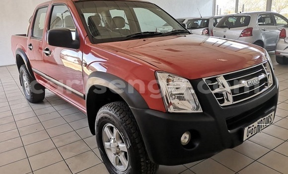 Nunua Ilio tumika Isuzu KB Red Gari ndani ya Ezulwini nchini Hhohho Nunua Ilio tumika Isuzu KB Red Gari ndani ya Ezulwini nchini Hhohho