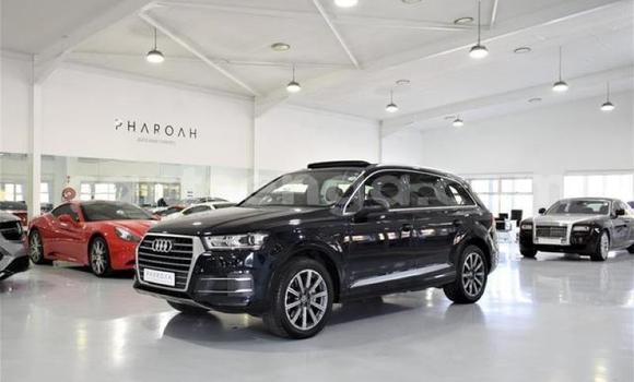 Nunua Ilio tumika Audi Q7 Black Gari ndani ya Big Bend nchini Lubombo Nunua Ilio tumika Audi Q7 Black Gari ndani ya Big Bend nchini Lubombo
