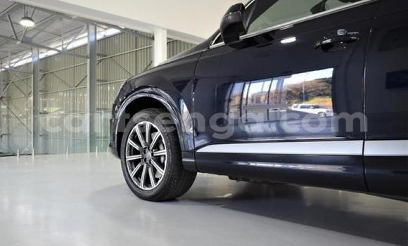 Nunua Ilio tumika Audi Q7 Black Gari ndani ya Big Bend nchini Lubombo Nunua Ilio tumika Audi Q7 Black Gari ndani ya Big Bend nchini Lubombo