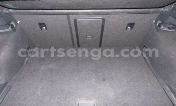 Nunua Ilio tumika Volkswagen Golf White Gari ndani ya Manzini nchini Manzini Nunua Ilio tumika Volkswagen Golf White Gari ndani ya Manzini nchini Manzini