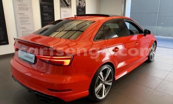 Nunua Ilio tumika Audi RS3 Red Gari ndani ya Big Bend nchini Wilaya ya Lubombo Nunua Ilio tumika Audi RS3 Red Gari ndani ya Big Bend nchini Wilaya ya Lubombo