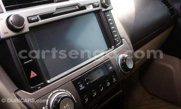 Acheter Import Voiture Toyota Prado Blanc à Import - Dubai, Hhohho Acheter Import Voiture Toyota Prado Blanc à Import - Dubai, Hhohho