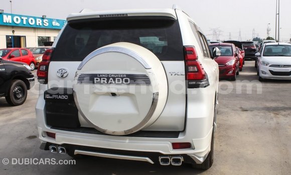 Acheter Import Voiture Toyota Prado Blanc à Import - Dubai, Hhohho Acheter Import Voiture Toyota Prado Blanc à Import - Dubai, Hhohho