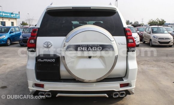 Acheter Import Voiture Toyota Prado Blanc à Import - Dubai, Hhohho Acheter Import Voiture Toyota Prado Blanc à Import - Dubai, Hhohho