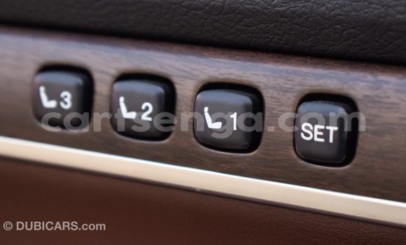 Nunua Imported Toyota Land Cruiser White Gari ndani ya Import - Dubai nchini Hhohho Nunua Imported Toyota Land Cruiser White Gari ndani ya Import - Dubai nchini Hhohho