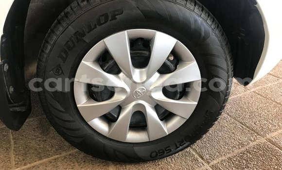 Acheter Occasion Voiture Toyota Avanza Blanc à Big Bend, Lubombo District Acheter Occasion Voiture Toyota Avanza Blanc à Big Bend, Lubombo District