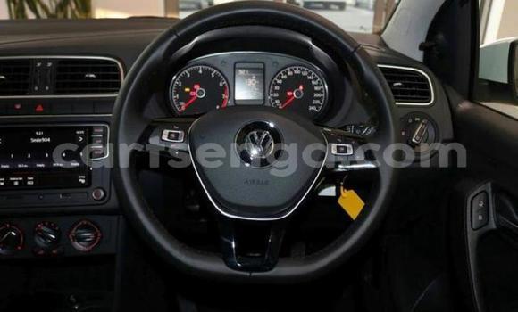 Acheter Occasion Voiture Volkswagen Polo Blanc à Manzini, Manzini Acheter Occasion Voiture Volkswagen Polo Blanc à Manzini, Manzini