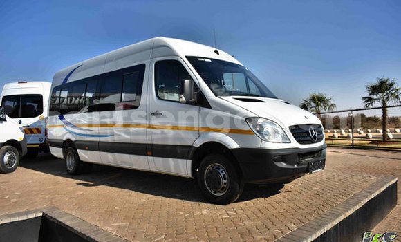 Acheter Occasion Voiture Mercedes‒Benz 190 Blanc à Ezulwini, Hhohho Acheter Occasion Voiture Mercedes‒Benz 190 Blanc à Ezulwini, Hhohho