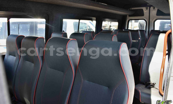 Acheter Occasion Voiture Mercedes‒Benz 190 Blanc à Ezulwini, Hhohho Acheter Occasion Voiture Mercedes‒Benz 190 Blanc à Ezulwini, Hhohho