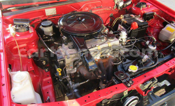 Acheter Occasion Voiture Mazda 323 Rouge à Ezulwini, Hhohho Acheter Occasion Voiture Mazda 323 Rouge à Ezulwini, Hhohho