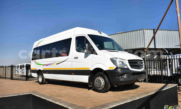 Acheter Occasion Voiture Mercedes‒Benz 190 Blanc à Bulembu, Hhohho Acheter Occasion Voiture Mercedes‒Benz 190 Blanc à Bulembu, Hhohho