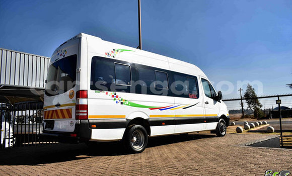 Acheter Occasion Voiture Mercedes‒Benz 190 Blanc à Bulembu, Hhohho Acheter Occasion Voiture Mercedes‒Benz 190 Blanc à Bulembu, Hhohho