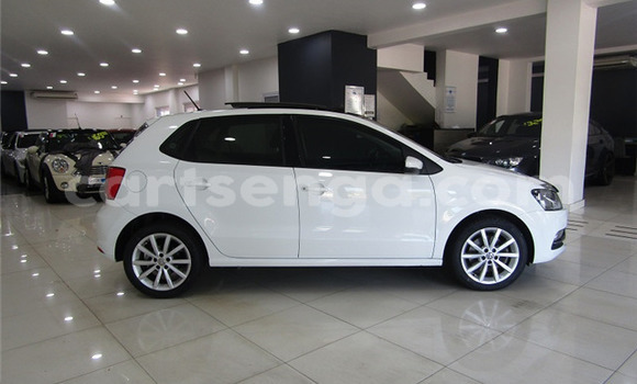 Acheter Occasion Voiture Volkswagen Polo Blanc à Ezulwini, Hhohho Acheter Occasion Voiture Volkswagen Polo Blanc à Ezulwini, Hhohho