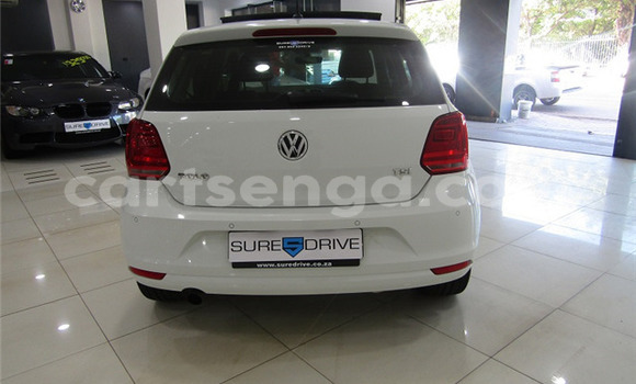 Acheter Occasion Voiture Volkswagen Polo Blanc à Ezulwini, Hhohho Acheter Occasion Voiture Volkswagen Polo Blanc à Ezulwini, Hhohho
