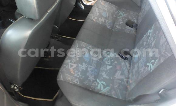 Acheter Occasion Voiture Mazda 323 Blanc à Ezulwini, Hhohho Acheter Occasion Voiture Mazda 323 Blanc à Ezulwini, Hhohho