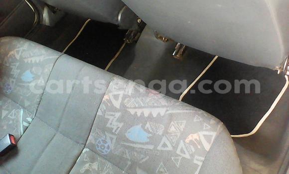 Acheter Occasion Voiture Mazda 323 Blanc à Ezulwini, Hhohho Acheter Occasion Voiture Mazda 323 Blanc à Ezulwini, Hhohho