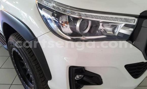 Buy Used Toyota Hilux White Car in Mbabane in Manzini Buy Used Toyota Hilux White Car in Mbabane in Manzini