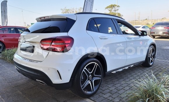 Acheter Occasion Voiture Mercedes‒Benz GLA-klasse Blanc à Ezulwini, Hhohho Acheter Occasion Voiture Mercedes‒Benz GLA-klasse Blanc à Ezulwini, Hhohho