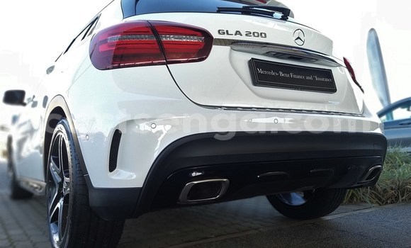 Acheter Occasion Voiture Mercedes‒Benz GLA-klasse Blanc à Ezulwini, Hhohho Acheter Occasion Voiture Mercedes‒Benz GLA-klasse Blanc à Ezulwini, Hhohho