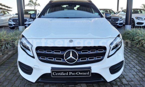 Acheter Occasion Voiture Mercedes‒Benz GLA-klasse Blanc à Ezulwini, Hhohho Acheter Occasion Voiture Mercedes‒Benz GLA-klasse Blanc à Ezulwini, Hhohho