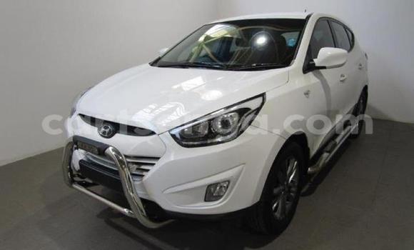 Nunua Ilio tumika Hyundai ix35 White Gari ndani ya Manzini nchini Manzini Nunua Ilio tumika Hyundai ix35 White Gari ndani ya Manzini nchini Manzini