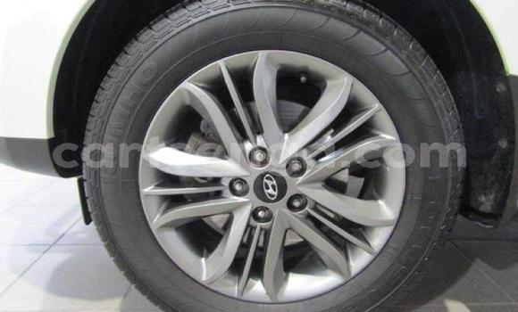 Nunua Ilio tumika Hyundai ix35 White Gari ndani ya Manzini nchini Manzini Nunua Ilio tumika Hyundai ix35 White Gari ndani ya Manzini nchini Manzini