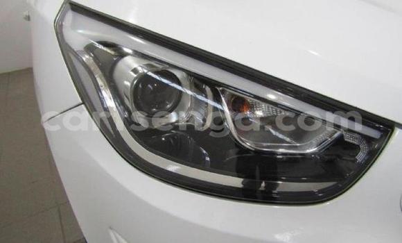 Nunua Ilio tumika Hyundai ix35 White Gari ndani ya Manzini nchini Manzini Nunua Ilio tumika Hyundai ix35 White Gari ndani ya Manzini nchini Manzini