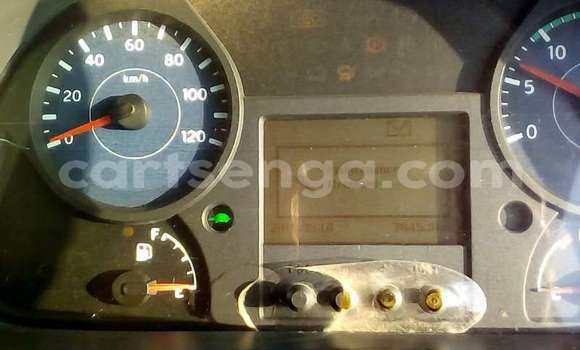 Nunua Ilio tumika Nissan UD White Lori ndani ya Manzini nchini Manzini Nunua Ilio tumika Nissan UD White Lori ndani ya Manzini nchini Manzini