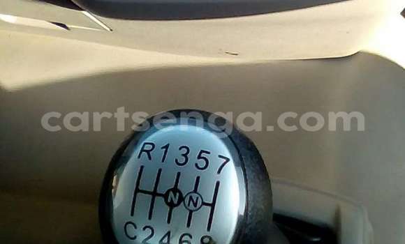 Nunua Ilio tumika Nissan UD White Lori ndani ya Manzini nchini Manzini Nunua Ilio tumika Nissan UD White Lori ndani ya Manzini nchini Manzini